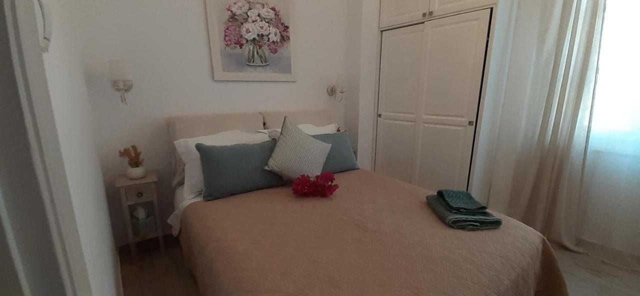 Hydra Apartment Luaran gambar