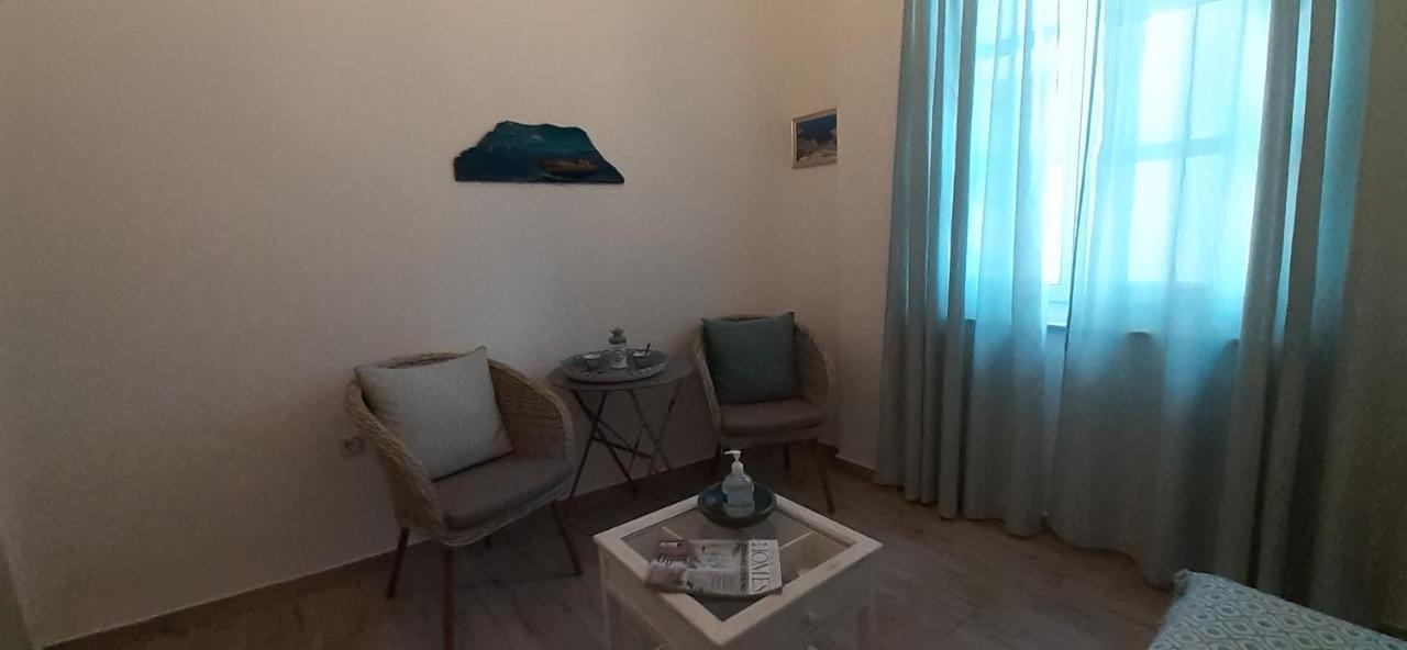 Hydra Apartment Luaran gambar